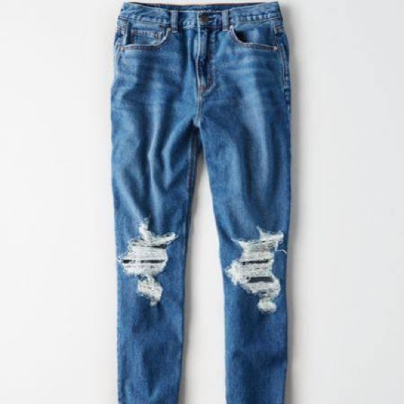 American Eagle Classic Destroyed Mom Jeans - Picture 2 of 8